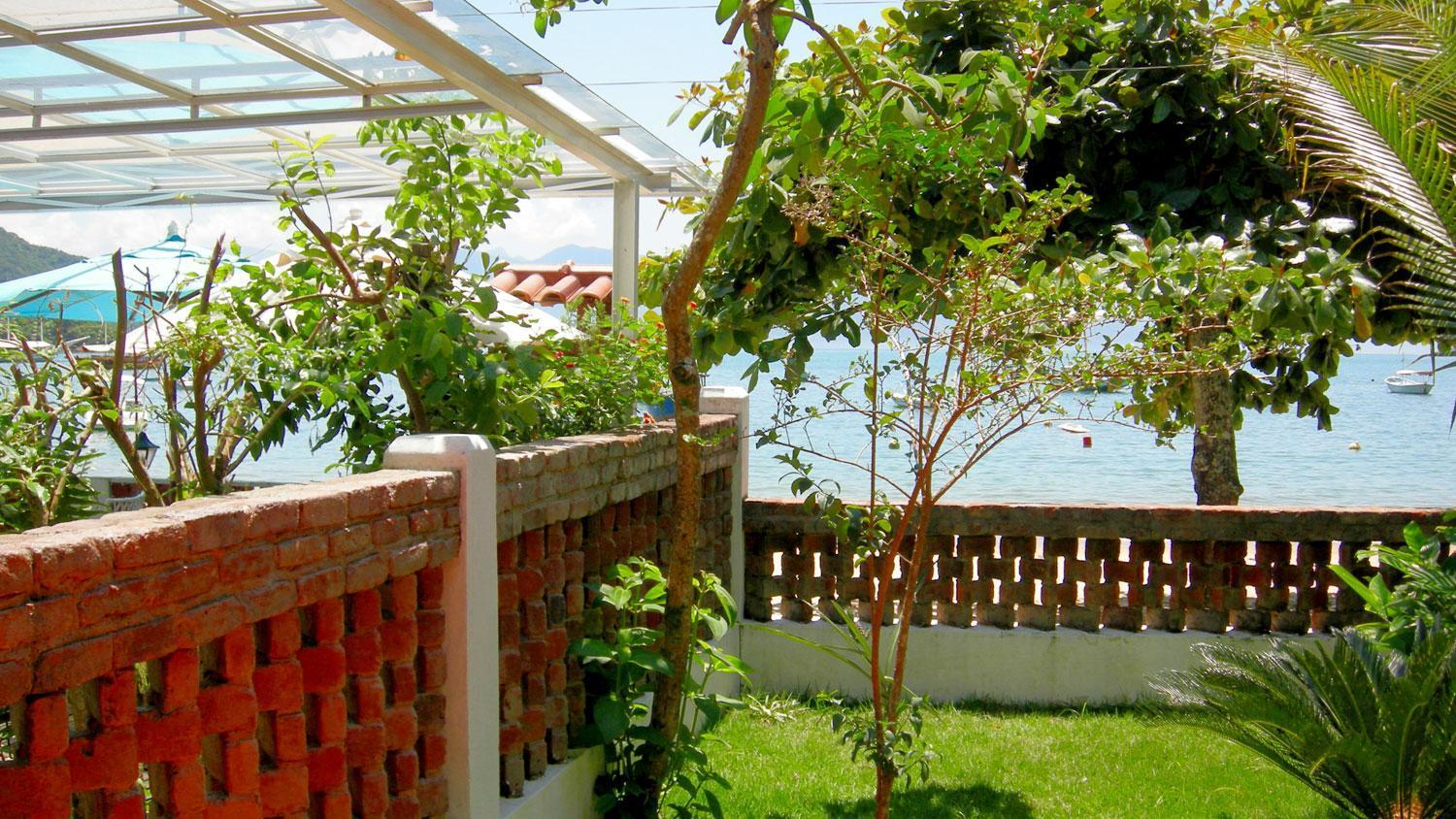 Manaca Inn 3*